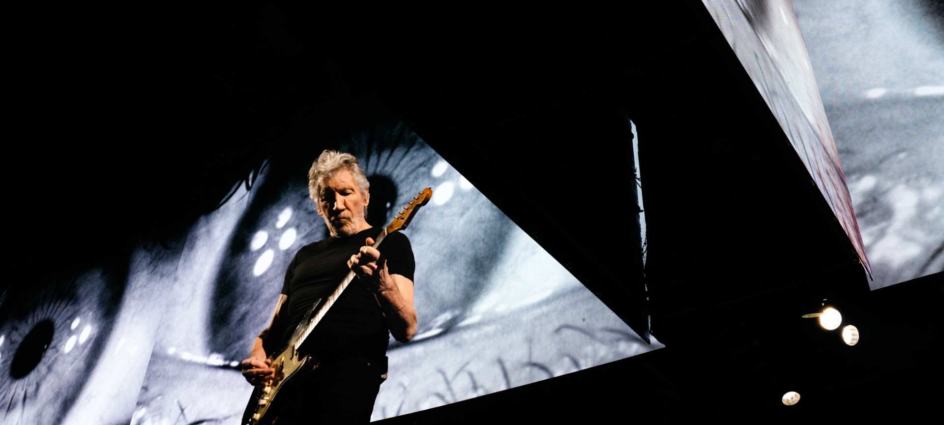 Roger Waters: This Is Not A Drill-Live From Prague