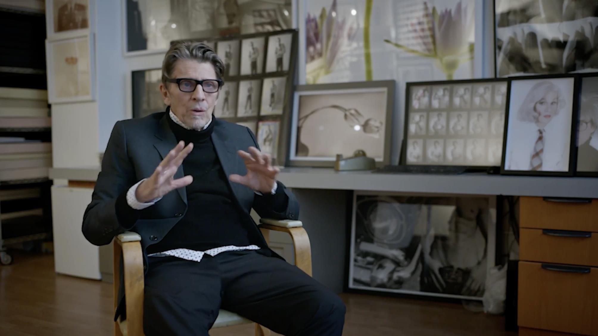 Warhol-Vijande: Más que pistolas, cuchillos y cruces